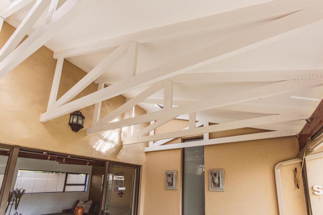 Fleur de Lis Guesthouse Krugersdorp Eksteriør billede